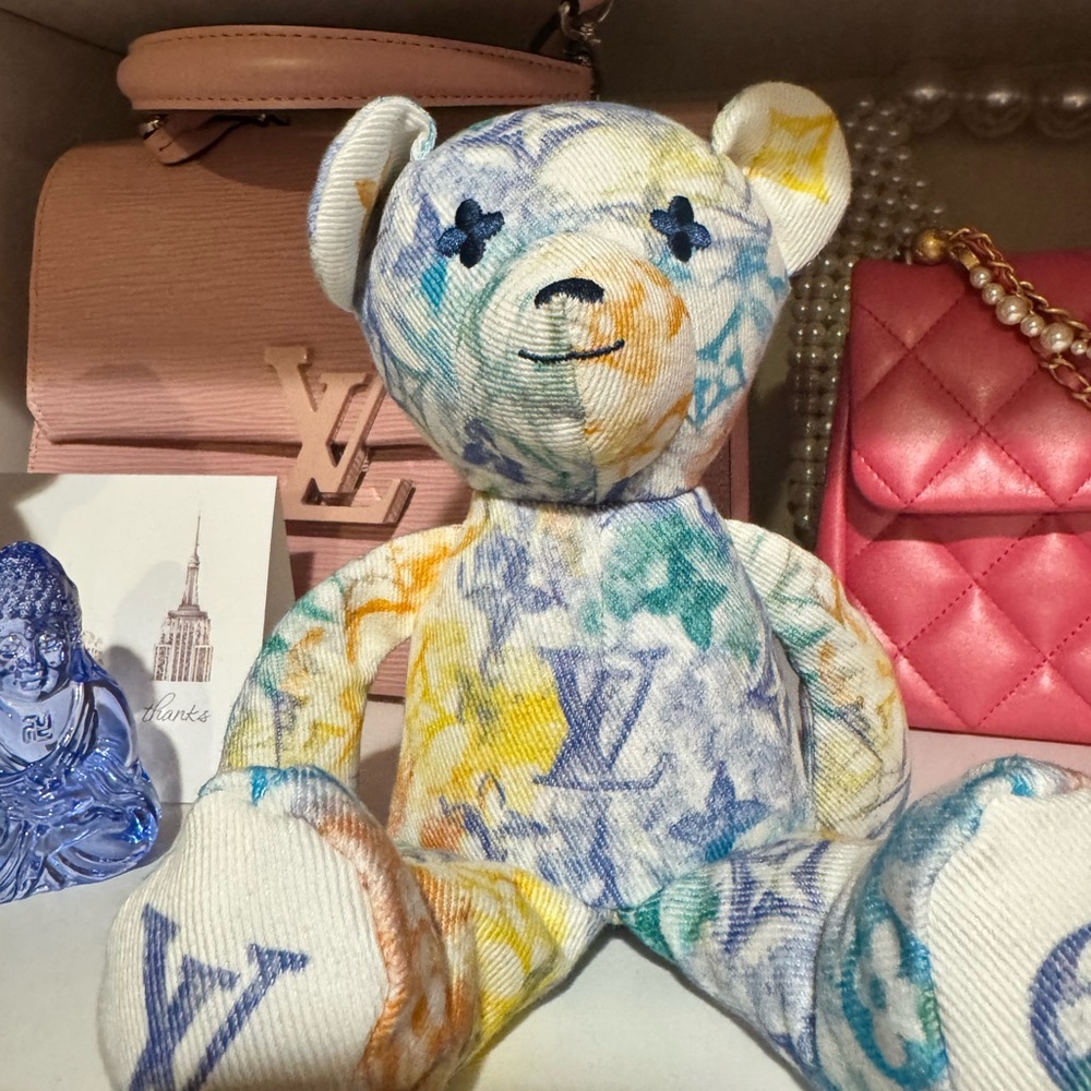 Louis Vuitton Dou Dou Bear (Virgil Abloh)